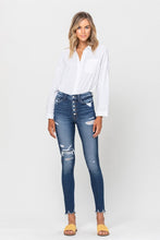 Load image into Gallery viewer, HIGH RISE PATCHED BUTTON UP RAW HEM ANKLE SKINNY
