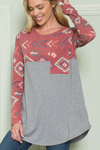 Load image into Gallery viewer, Geometric Solid Contrast Long Sleeve Pocket Top
